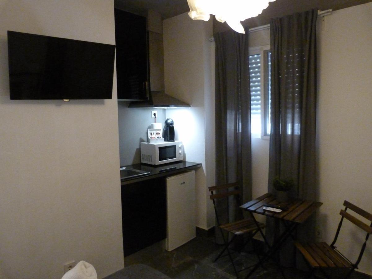 Cozy Rooms 45 บาเลนเซีย ภายนอก รูปภาพ