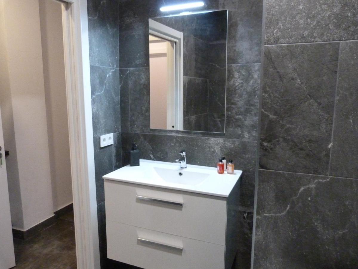 Cozy Rooms 45 บาเลนเซีย ภายนอก รูปภาพ