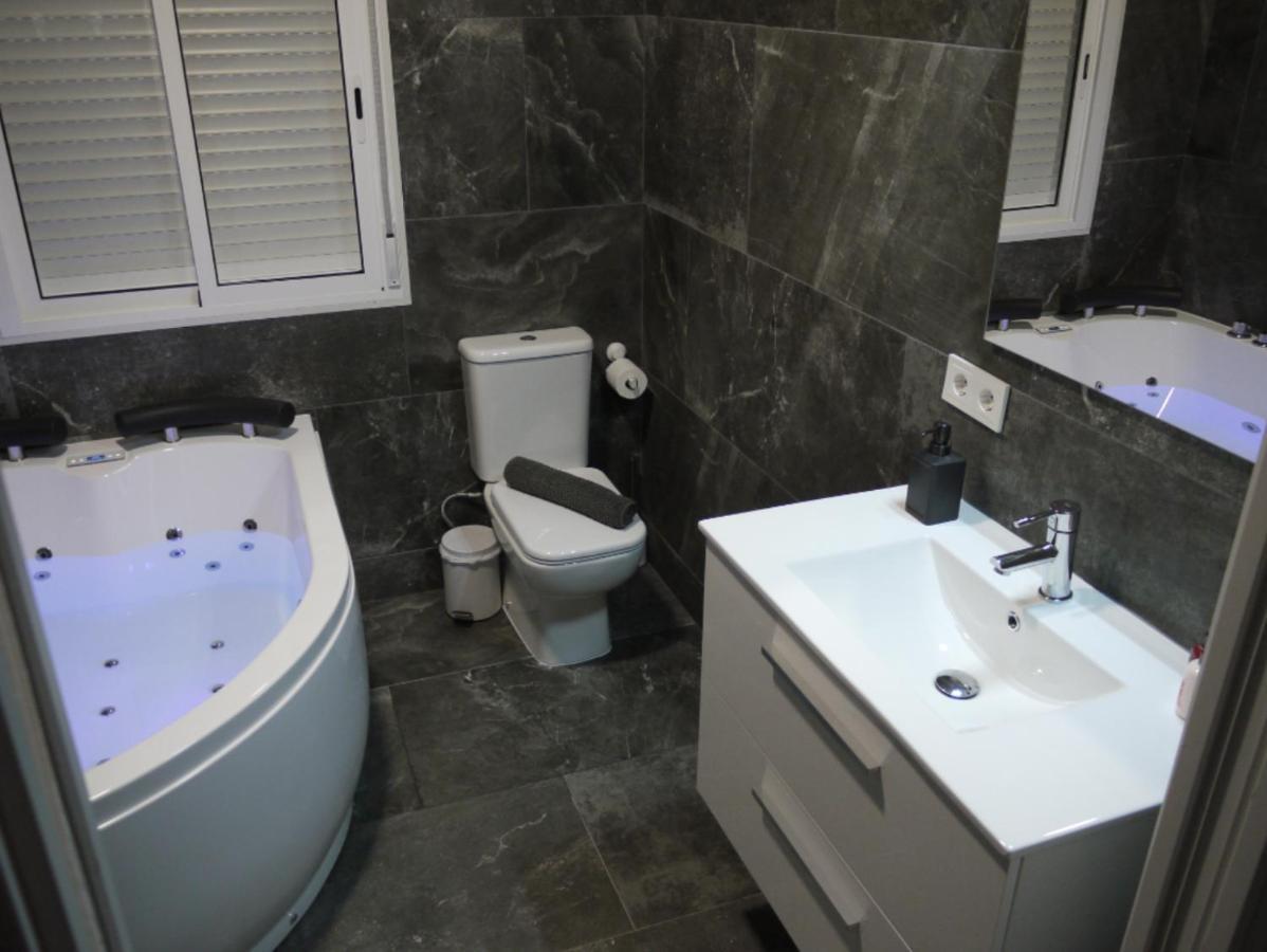 Cozy Rooms 45 บาเลนเซีย ภายนอก รูปภาพ