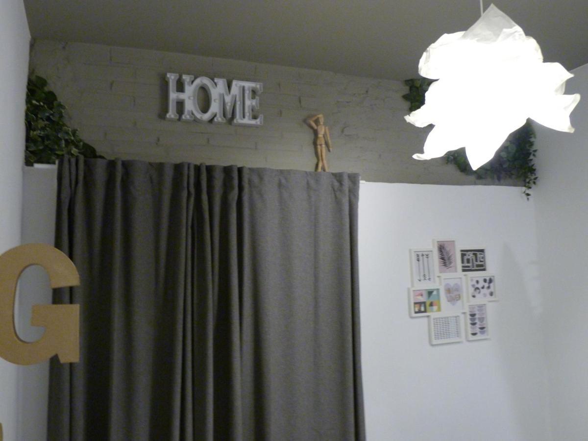 Cozy Rooms 45 บาเลนเซีย ภายนอก รูปภาพ